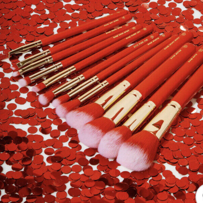  Bộ Cọ Trang Điểm 12 Cây BH COSMETICS Miss Claus BHBO49
